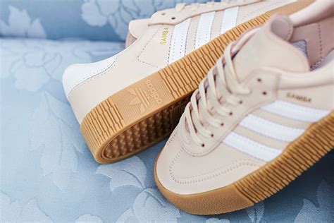 adidas sneakers vrouw sambarose|Adidas samba sneakers.